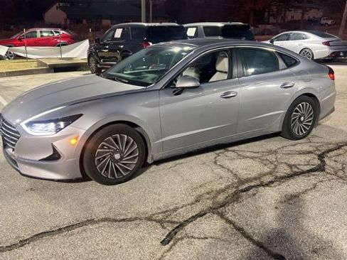Certified 2023 Hyundai Sonata Limited image 3
