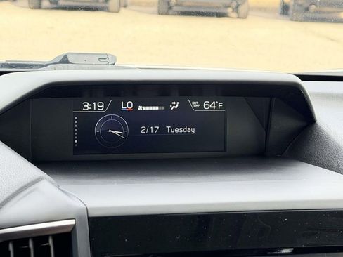 Used 2020 Subaru Forester Premium image 3