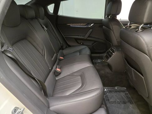 Used 2023 Maserati Quattroporte GT RWD image 26