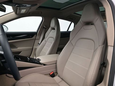 Certified 2026 Porsche Panamera image 5