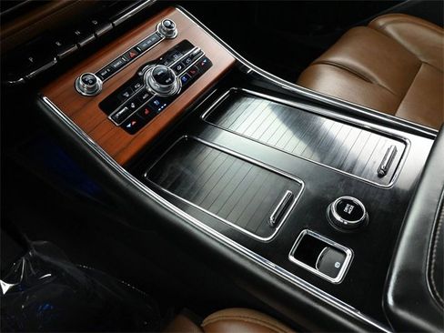 Used 2021 Lincoln Aviator Reserve w/ Equipment Group 210A image 45