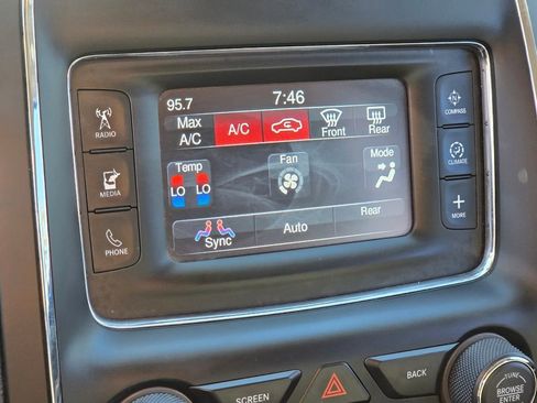 Used 2014 Dodge Durango SXT RWD image 33