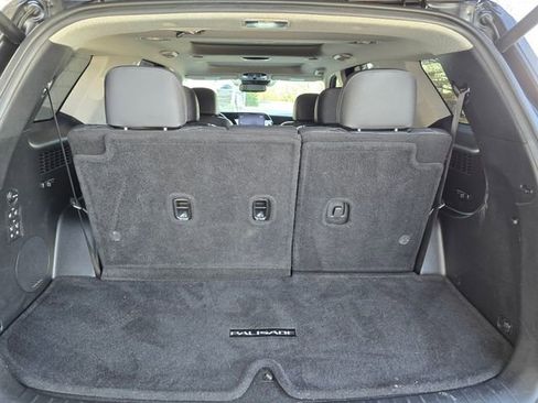 Used 2022 Hyundai Palisade Limited w/ Cargo Package image 12