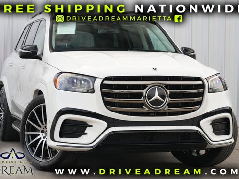 Used 2024 Mercedes-Benz GLS 580 4MATIC image 2