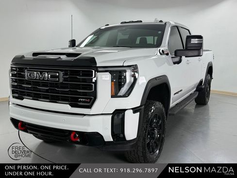 Used 2024 GMC Sierra 2500 AT4 w/ AT4 Premium Plus Package AWD/4WD image 1