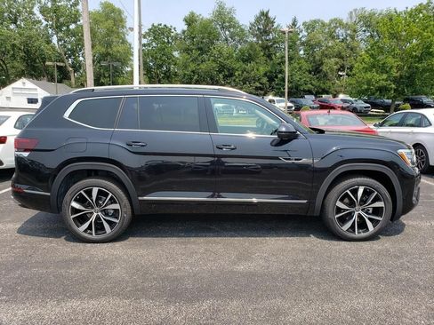 New 2026 Volkswagen Atlas SEL Premium R-Line AWD/4WD image 2