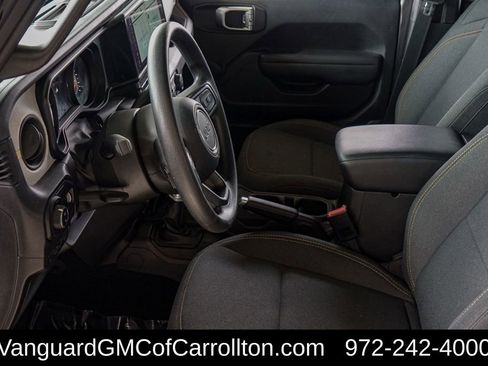 Used 2024 Jeep Gladiator Sport image 9