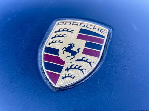 Used 2021 Porsche Cayenne Turbo S image 32