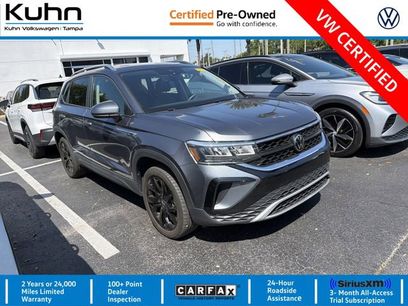 Used 2023 Volkswagen Taos SE w/ Black Wheel Package