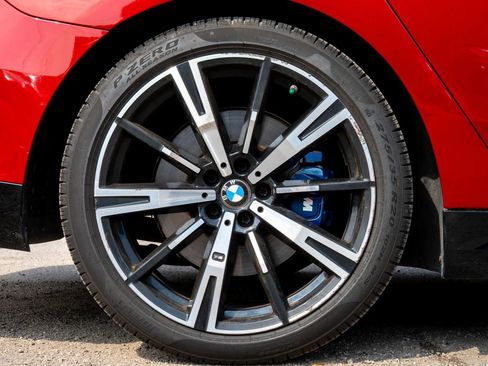 Used 2024 BMW 530i w/ M Sport Package RWD image 21