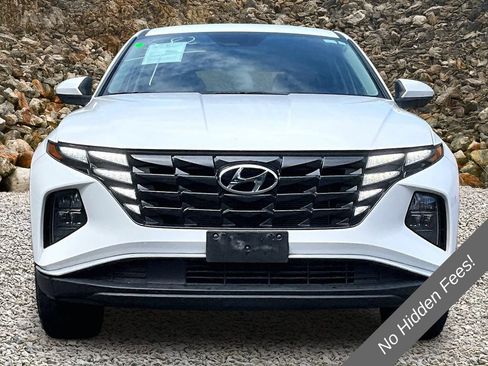 Used 2023 Hyundai Tucson SE AWD/4WD image 3