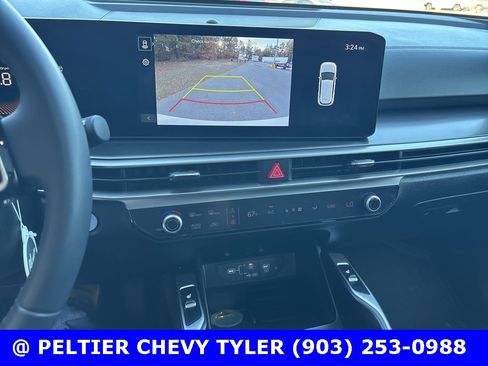 Used 2025 Kia Sorento EX w/ Panoramic Sunroof Package image 14