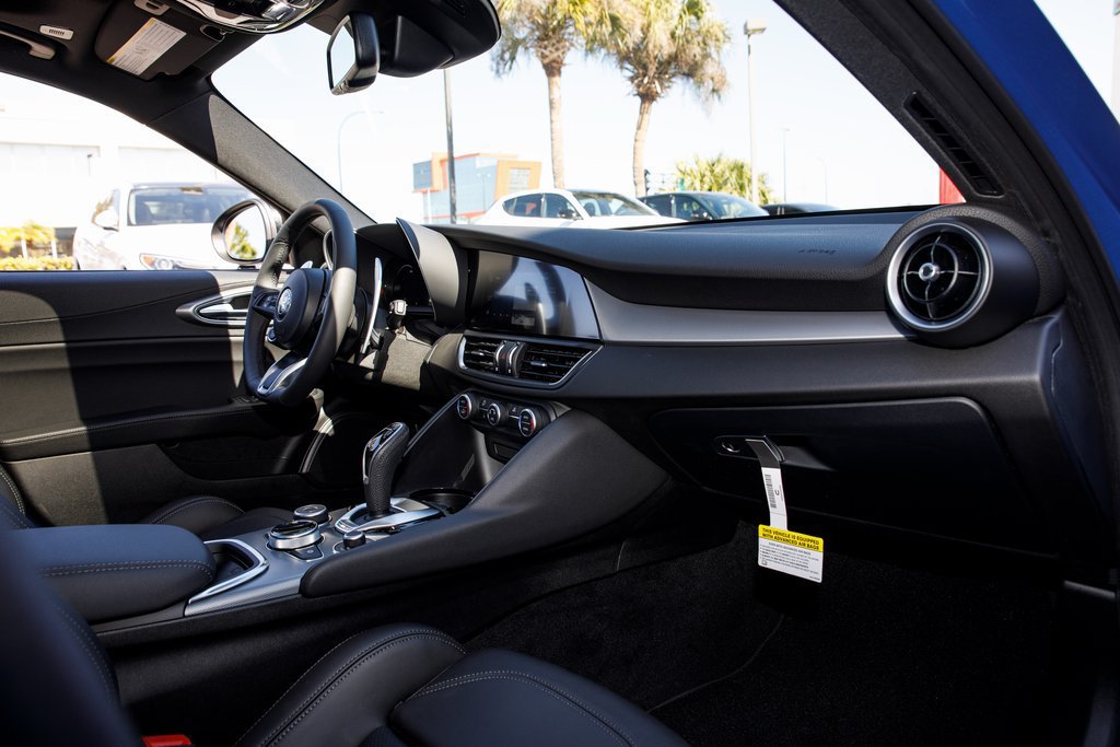 New 2026 Alfa Romeo Giulia w/ Driving Assist Package RWD image 36