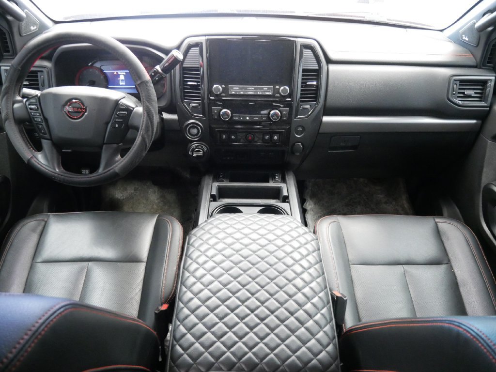 Used 2023 Nissan Titan PRO-4X w/ Pro-4x Convenience Package AWD/4WD image 13