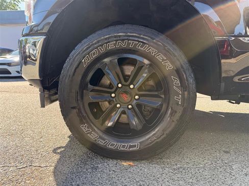 Used 2019 Ford F150 XLT image 12