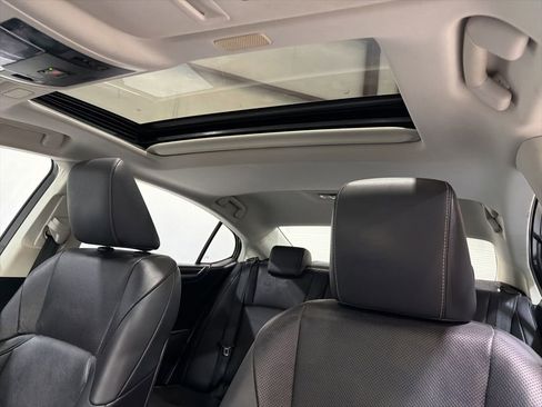 Used 2019 Lexus ES 350 Luxury w/ Accessory Package 2 image 26