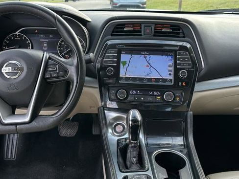 Used 2016 Nissan Maxima 3.5 SV image 11