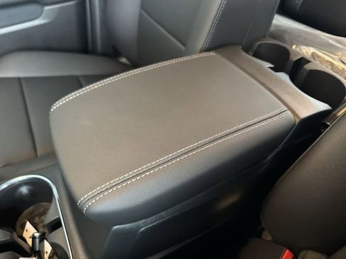 New 2026 GMC Canyon Elevation w/ Convenience Package image 21