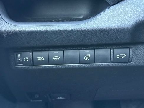 Used 2024 Toyota RAV4 SE w/ Weather & Moonroof Package AWD/4WD image 27