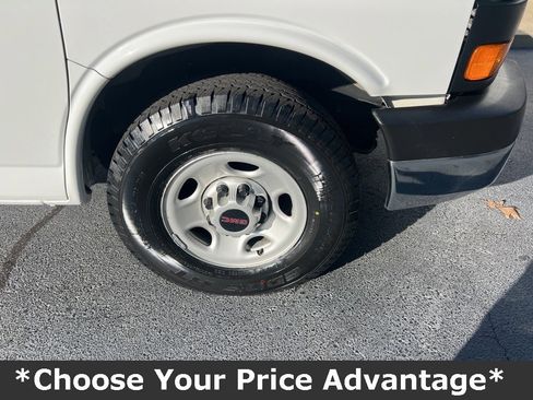 Used 2016 GMC Savana 3500 image 13