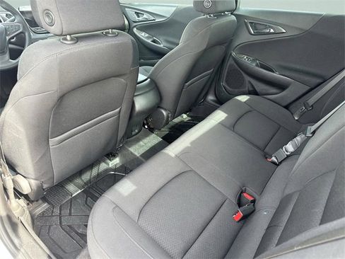 Used 2020 Chevrolet Malibu LS image 29
