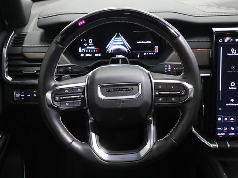 Used 2024 GMC Acadia Denali w/ Super Cruise Package AWD/4WD image 3