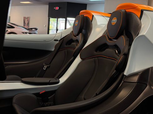 Used 2021 McLaren Elva RWD image 29