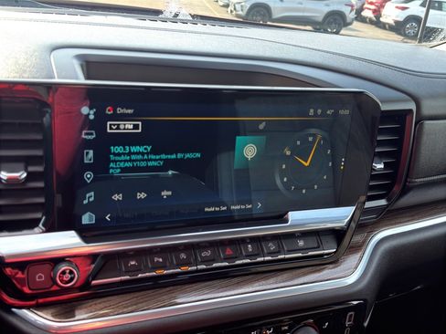 Used 2025 Chevrolet Silverado 1500 RST image 20