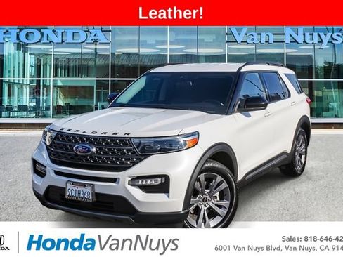 Used 2022 Ford Explorer XLT w/ Equipment Group 202A RWD image 1