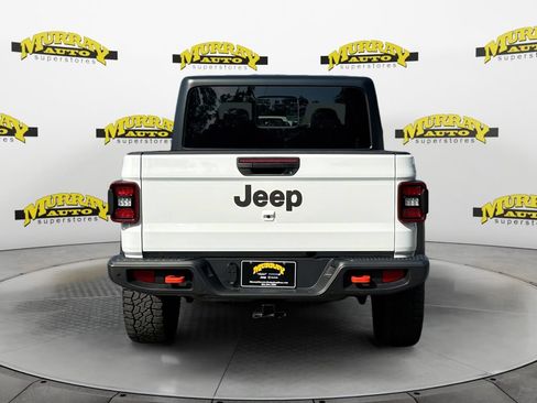 Used 2025 Jeep Gladiator Mojave w/ Safety Group AWD/4WD image 4