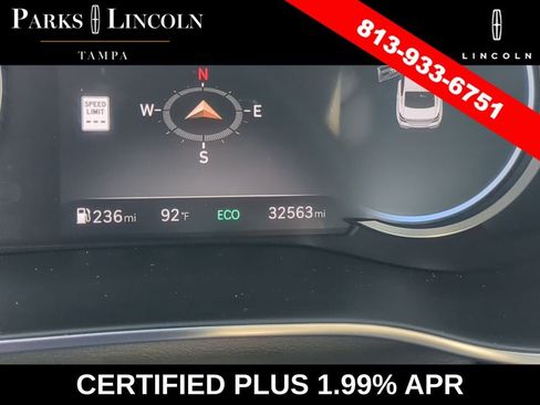 Used 2025 Genesis G70 2.5T RWD image 31