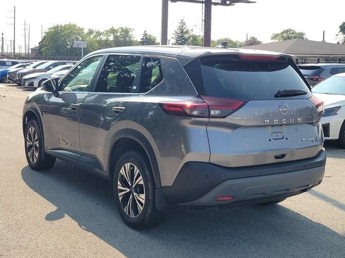 Used 2023 Nissan Rogue SV AWD/4WD image 3