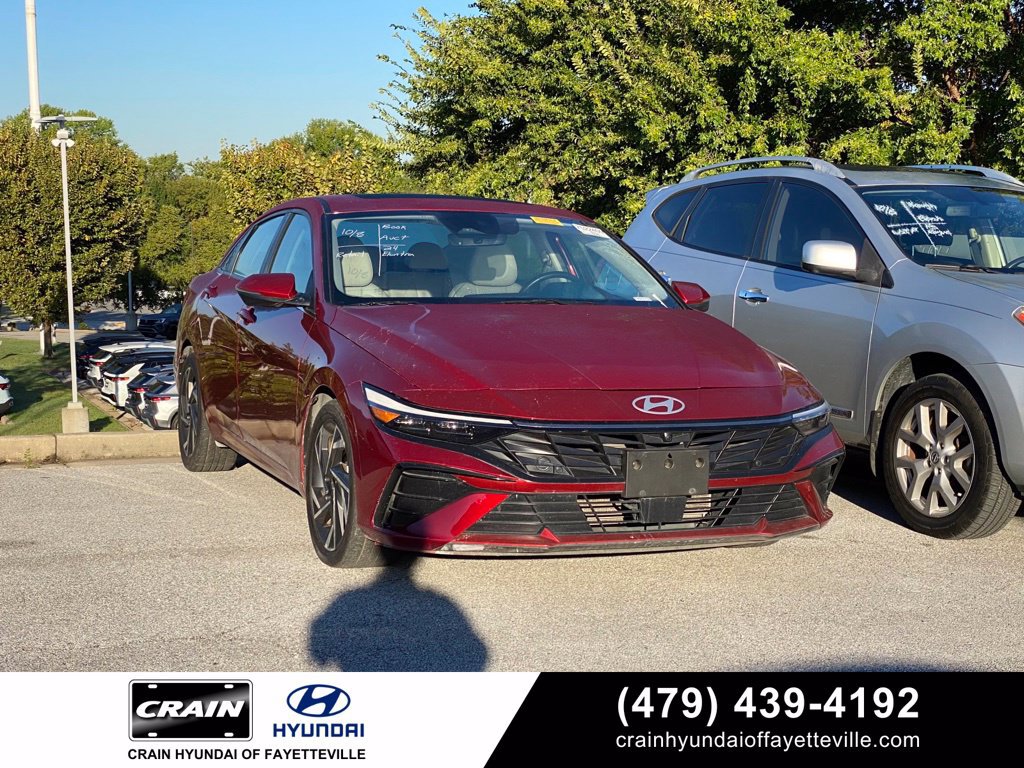 Used 2024 Hyundai Elantra Limited FWD image 1