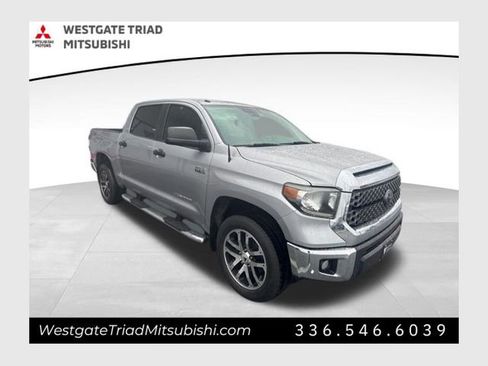 Used 2018 Toyota Tundra SR5 image 1
