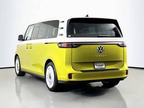 New 2025 Volkswagen ID. Buzz 1st Edition image 5