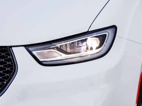 New 2026 Chrysler Pacifica Select FWD image 5