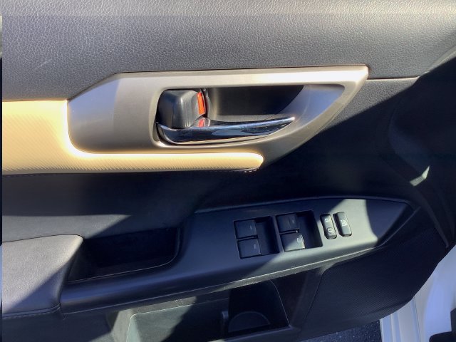 Used 2014 Lexus CT 200h FWD image 10