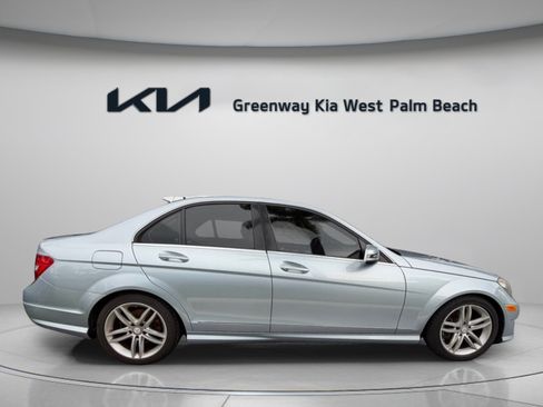 Used 2014 Mercedes-Benz C 250 Sedan image 7