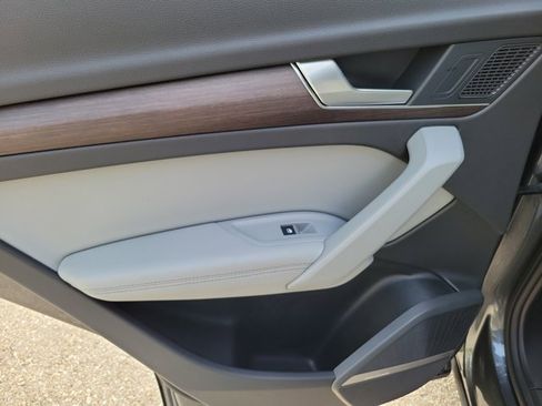 Certified 2023 Audi Q5 2.0T Prestige image 12