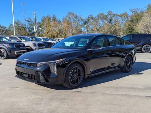 New 2025 Kia K4 GT-Line Turbo image 4