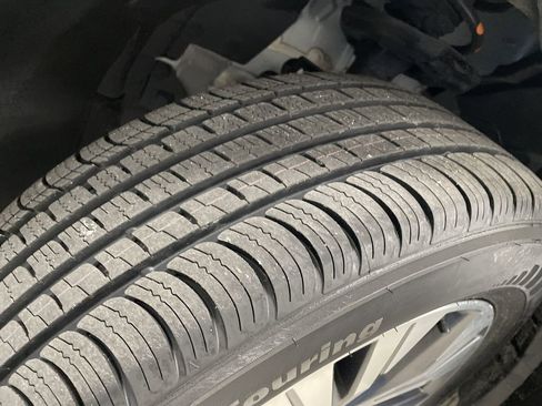 Used 2023 Nissan Rogue SV w/ SV Premium B Package image 36