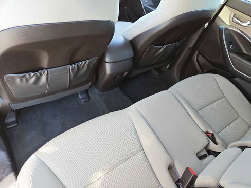 Used 2017 Hyundai Santa Fe Sport image 18