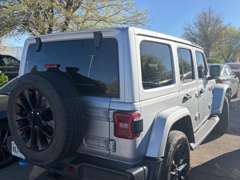 Used 2024 Jeep Wrangler Sahara 4xe image 12