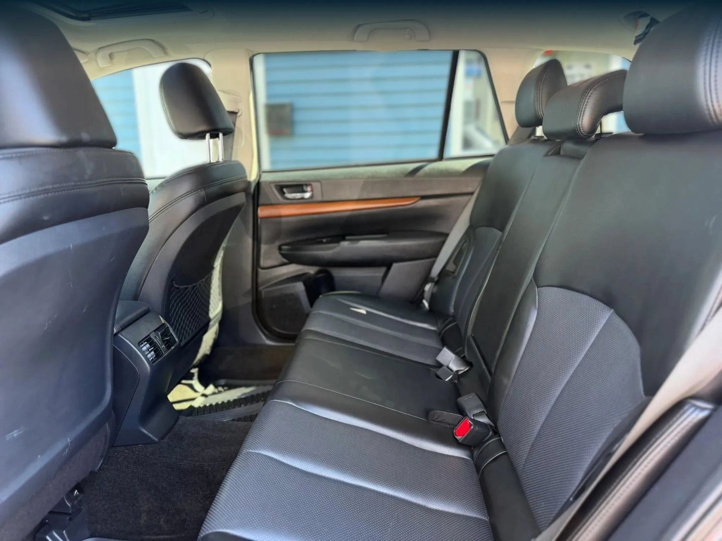 Used 2014 Subaru Outback 2.5i Limited AWD/4WD image 31
