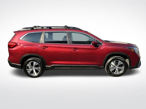 Used 2025 Subaru Ascent Premium image 18