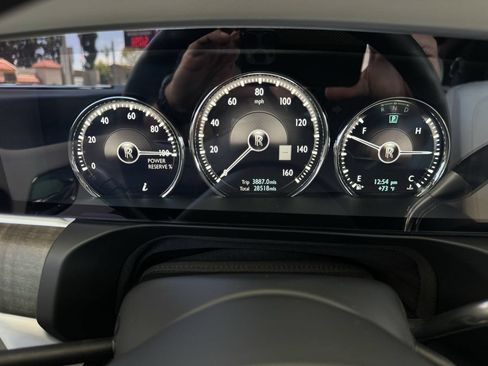 Used 2022 Rolls-Royce Ghost w/ Ghost Package AWD/4WD image 43