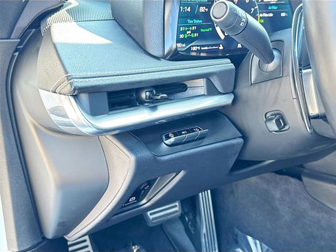 Used 2024 Chevrolet Corvette Z06 w/ Battery Protection Package image 10