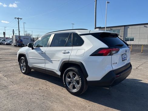 Used 2023 Toyota RAV4 XLE w/ Convenience Package AWD/4WD image 5