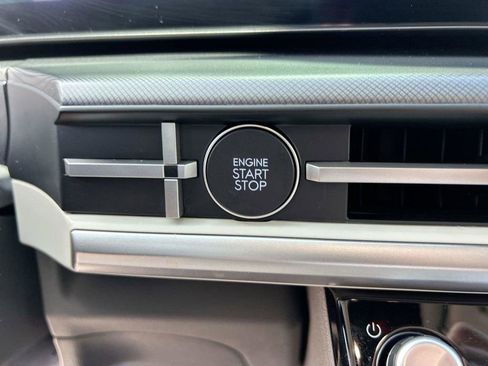 New 2026 Hyundai Santa Fe SEL image 32