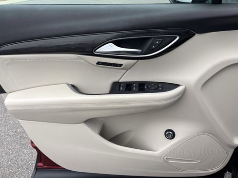 Used 2021 Buick Envision Essence image 11